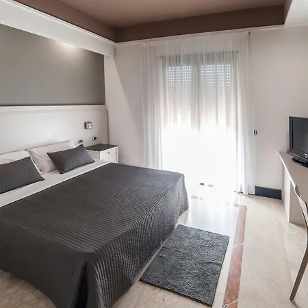 Ξενοδοχείο Giulia Ocean Club
