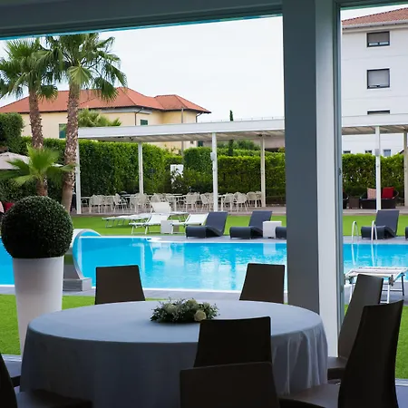 Ξενοδοχείο Giulia Ocean Club