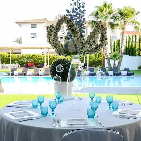 Ξενοδοχείο Giulia Ocean Club 4*