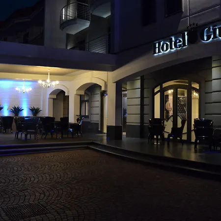 Ξενοδοχείο Giulia Ocean Club 4*