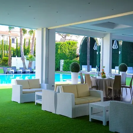 Ξενοδοχείο Giulia Ocean Club