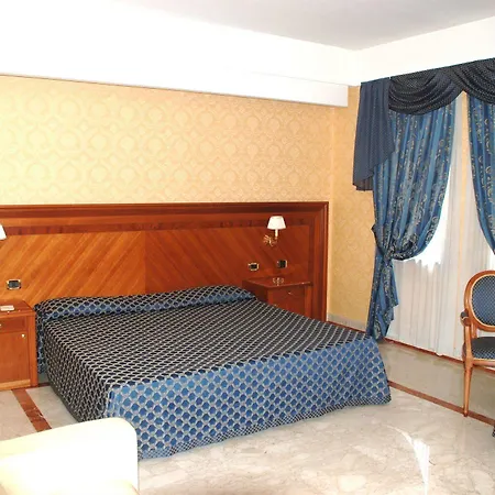 Giulia Ocean Club Hotel 4*