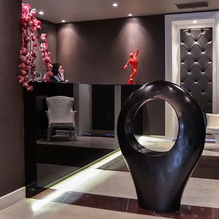 Giulia Ocean Club 4* كواليانو